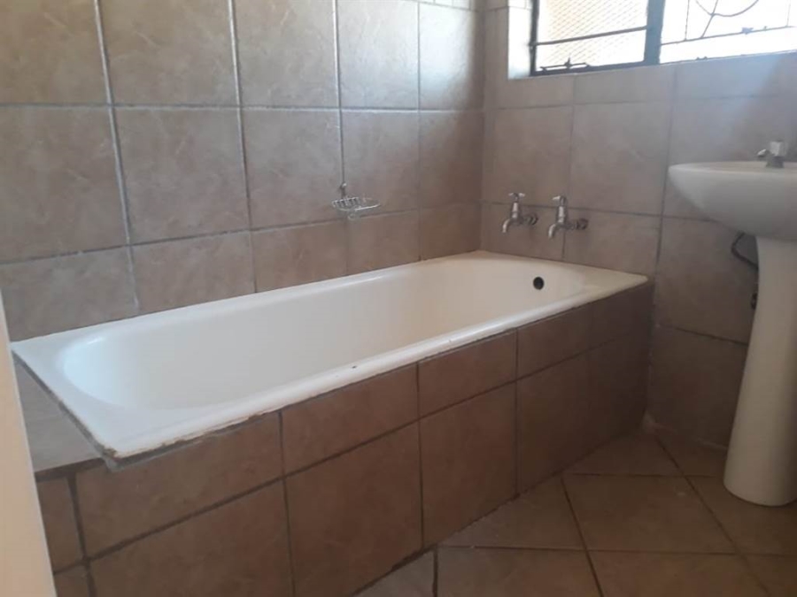 3 Bedroom Property for Sale in Kanana North West